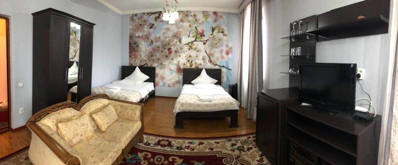 King House Hotel Bischkek Exterior foto